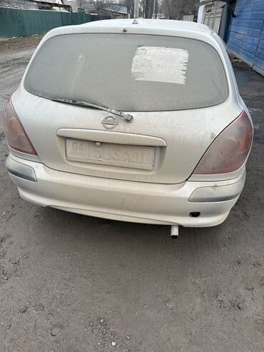 авто исфана: Nissan Almera: 2001 г., 1.5 л, Механика, Бензин, Хетчбек — 5