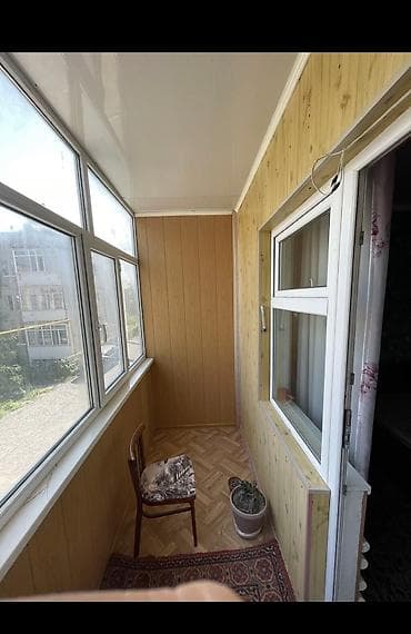 golden hous: 3 комнаты, 70 м², 105 серия, 2 этаж, Старый ремонт — 2