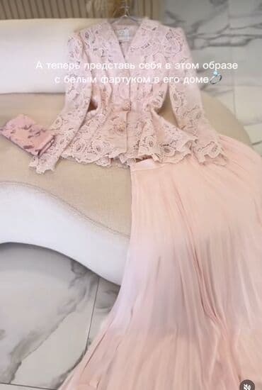 Плащи: Двойка в отличном состоянии,один раз одевали,костюм с юбкой,турецкая — 2