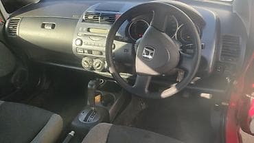 mini countryman: Honda Fit: 2001 г., 1.3 л, Бензин, Универсал — 3