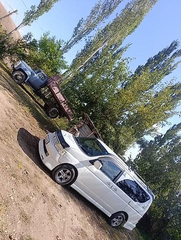 тойота ав: Honda Stepwgn: 2002 г., 2 л, Автомат, Бензин, Минивэн — 3