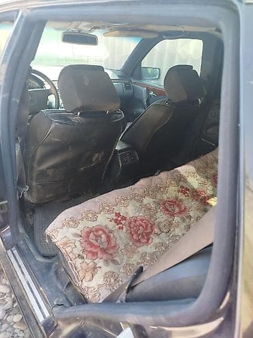 b class: Mercedes-Benz E-Class: 1998 г., 3 л, Универсал — 4