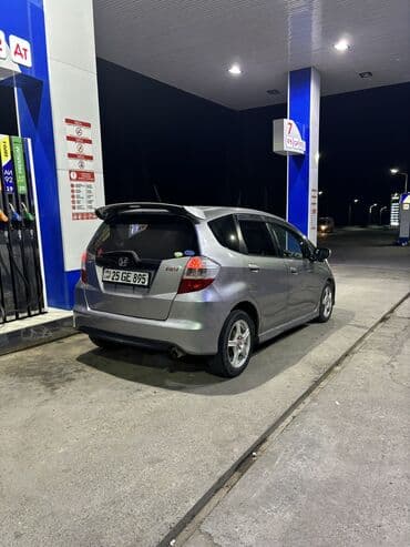 скупка авто аккумуляторов: Honda Fit: 2009 г., 1.5 л, Автоматические, Бензин, Хэтчбэк — 1