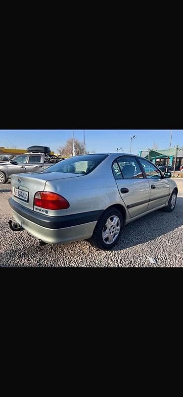 avensis 2001: Toyota Avensis: 1998 г., 1.8 л, Механика, Бензин, Седан — 7