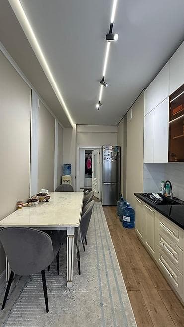 sky: 3 комнаты, 97 м², Элитка, 4 этаж, Дизайнерский ремонт — 8