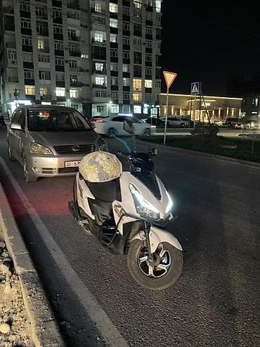 super soco ts: Обмен на айфон Скутер/максискутер городского класса, белый цвет с — 2