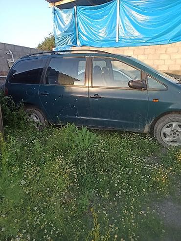 Унаа сатуу: Volkswagen Sharan: 1996 г., 2.8 л, Кол менен иштөөчү, Бензин, Вэн/Минивэн — 1