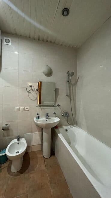 квартира филармония на долгий срок: 3 бөлмө, Риелтор, Чогуу жашоосу жок, Толугу менен эмереги бар — 5