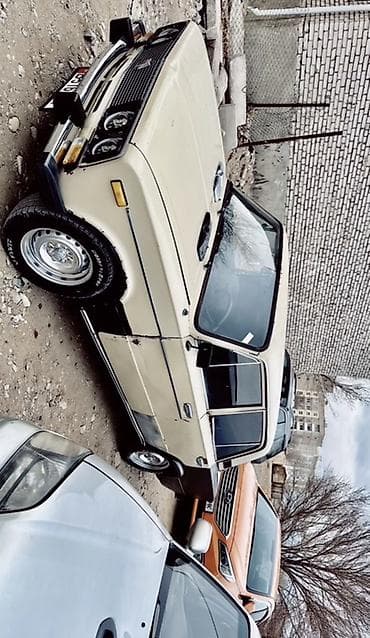 мотоцикл техномаш: ВАЗ (ЛАДА) 2106: 1982 г., Седан — 2