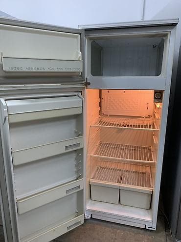 fridge: Холодильник Atlant, Б/у, Двухкамерный, De frost (капельный), 57 * 145 * 60 — 2
