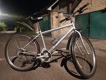 Срочно продаю Горный велосипед 26" - Рама: стальная, размер
