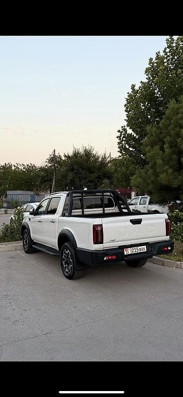Транспорт: JAC : 2024 г., 0.1 л, Автомат, Электромобиль, Пикап — 2