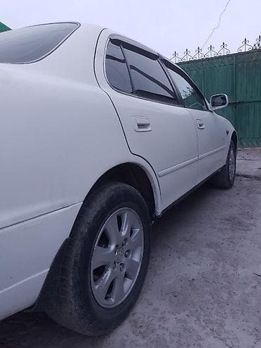 corolla 2016: Toyota Camry: 1996 г., 3 л, Автомат, Газ, Седан — 2