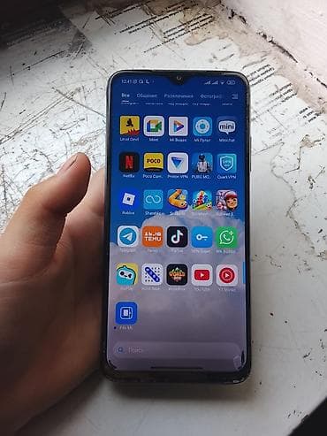 Poco M3, Б/у, 64 ГБ, цвет - Синий, eSIM, 1 SIM, 2 SIM