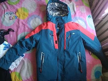 одежда для гор: Куртка, С утеплителем, Внутренние и внешние карманы — 1