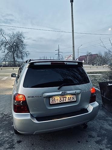 Транспорт: Toyota Kluger: 2003 г., 3 л, Автомат, Бензин, Кроссовер — 10
