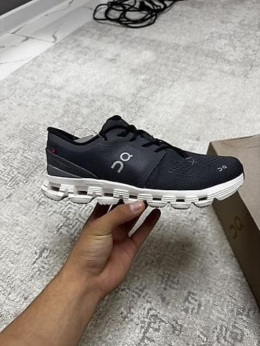 корни лопуха: Кроссовки On Running Cloud (модель с фирменной подошвой CloudTec) - — 2