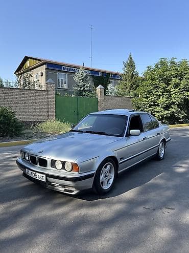 kia k3 2018: BMW 5 series: 1994 г., 2.5 л, Механика, Бензин, Седан — 4