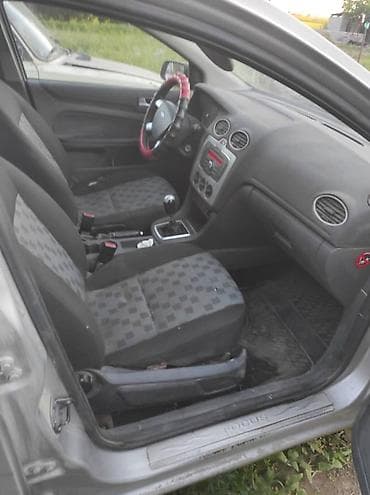 Продажа авто: Ford Focus: 2007 г., 1.6 л, Механика, Бензин, Седан — 7