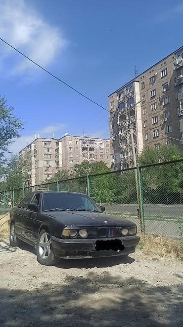 BMW 5 series: 1990 г., 2 л, Механика, Бензин, Седан — 1