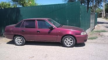 Daewoo Nexia: 2012 г., 1.5 л, Механика, Бензин, Седан