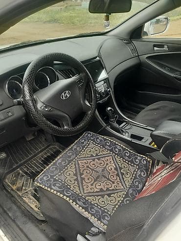 притера: Hyundai Sonata: 2014 г., Автомат, Бензин, Седан — 5