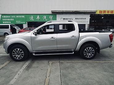 bud e5: Nissan Navara: 2021 г., 2.5 л, Автомат, Пикап — 4