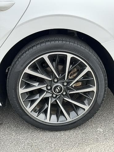 2022: Hyundai Sonata: 2022 г., 1.6 л, Автомат, Бензин, Седан — 6