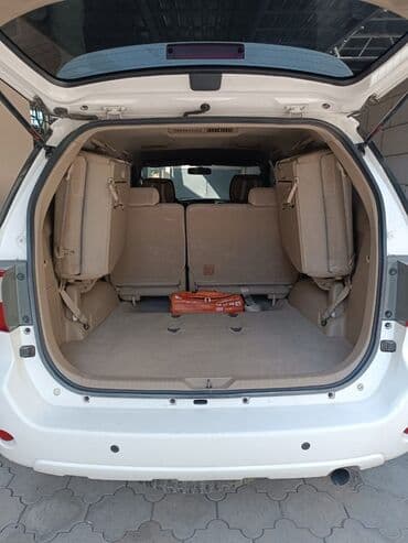 форанер 2020: Toyota Fortuner: 2010 г., 2.7 л, Автомат, Бензиновая, Внедорожник — 3