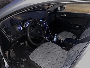 mitsubishi galant 8: Hyundai Sonata: 2011 г., 2 л, Автомат, Газ, Седан — 5