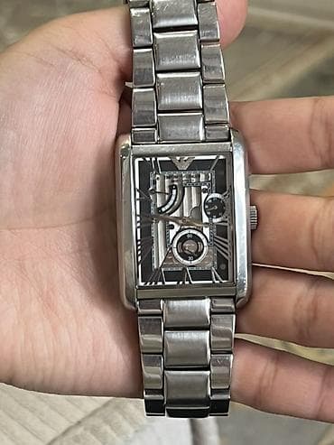 Классические часы часы, Armani, Италия, Водонепроницаемые, Мужские, Б/у
