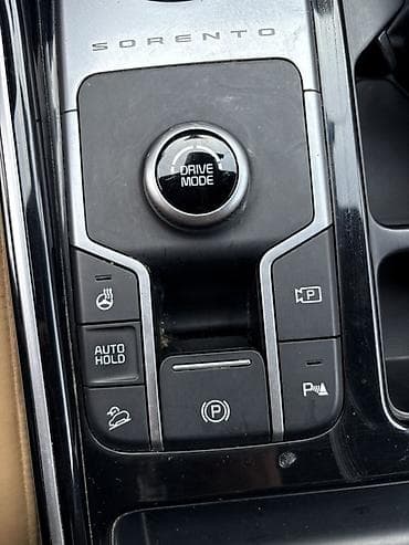 Продажа авто: Kia Sorento: 2022 г., 1.6 л, Автомат, Гибрид, Кроссовер — 10