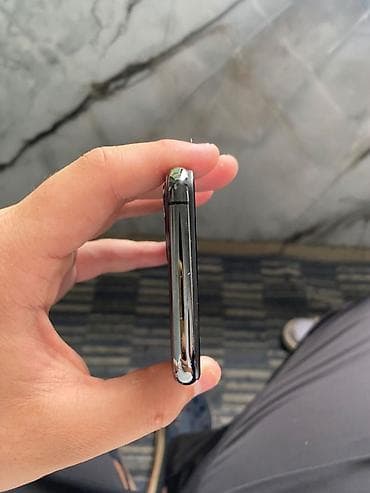 iphone qq: IPhone 11 Pro, Б/у, 256 ГБ, Black Titanium, Зарядное устройство, Защитное стекло, 71 % — 9