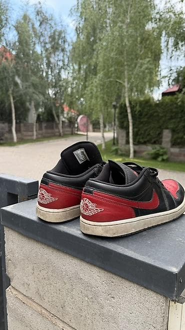 low: Кроссовки Nike Air Jordan 1 Low (модель 55) в классической расцветке — 5