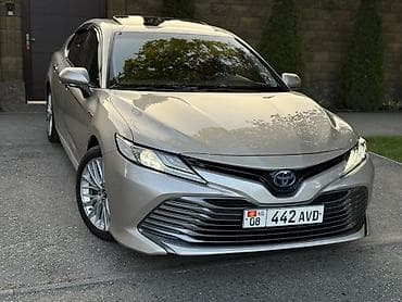 чехол на камри 30: Toyota Camry: 2018 г., 2.5 л, Вариатор, Гибрид, Седан — 4
