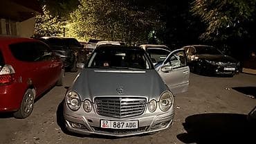 2005: Mercedes-Benz E-Class: 2005 г., 3 л, Автомат, Бензин, Седан — 2