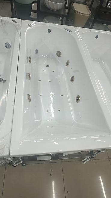 Джакузи, Акрил