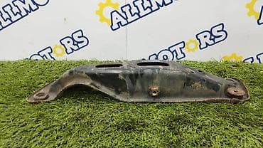 Infiniti G35, крепление коробки передач

 
 Ул. Суванбердиева, 104