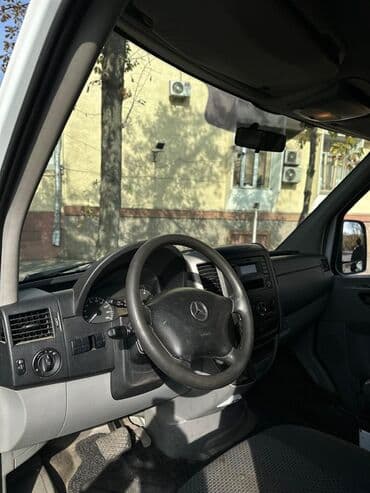 мерс 313: Mercedes-Benz Спринтер: 2013 г., 2.2 л, Автомат, Дизель, Бус — 9