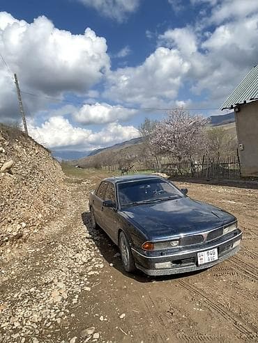 Унаа: Mitsubishi Sigma: 1992 г., 3 л, Кол менен иштөөчү, Бензин, Седан — 4