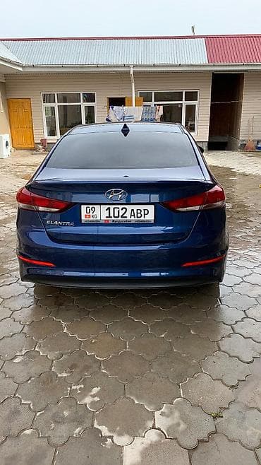 mersedes bens 210: Hyundai Elantra: 2018 г., 2 л, Бензин, Седан — 4