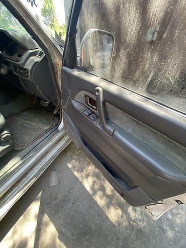 byd e9: Mitsubishi Pajero: 2003 г., 3.5 л, Автомат, Бензин, Внедорожник — 5