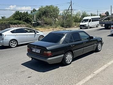 камутатор 124: Mercedes-Benz W124: 1992 г., 2.2 л, Автомат, Бензин, Седан — 4
