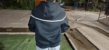 nike plus: Мужская толстовка, M, Nike, Б/у, цвет - Черный, Самовывоз — 2