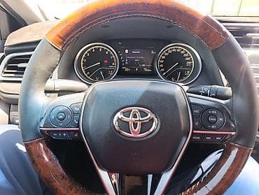 плафон на камри 35: Toyota Camry: 2018 г., 2.5 л, Автомат, Бензин, Седан — 7