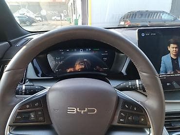 приборка: BYD Song Plus: 2024 г., Электромобиль, Кроссовер — 5