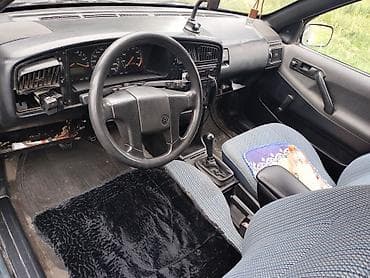 Volkswagen Passat Variant: 1988 г., 1.8 л, Механика, Бензин, Универсал — 4