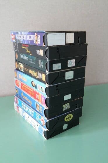 орешница купить: Видеокассеты 1.	Гарри Поттер (1-4 части) 2.	Олененок Рудольф 2 — 2