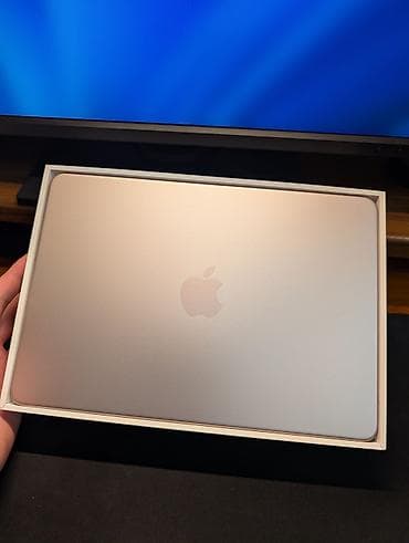 ipad m4: Apple MacBook Neo (цвет: розовый, корпус тонкий из алюминия) - Экран — 7