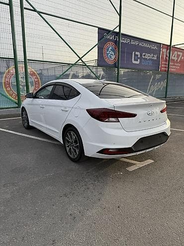 краун 2019: Hyundai Avante: 2019 г., 1.6 л, Автомат, Бензин, Седан — 6